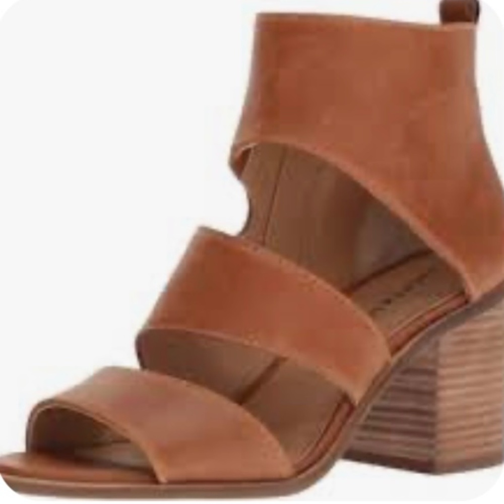 LUCKY BRAND TAN LEATHER SHOOTIES  - SZ 7 1/2 - GUC